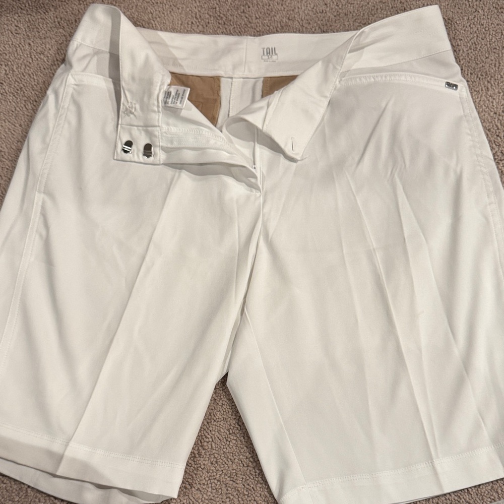 Women's Classic 21” White Tail Golf Shorts